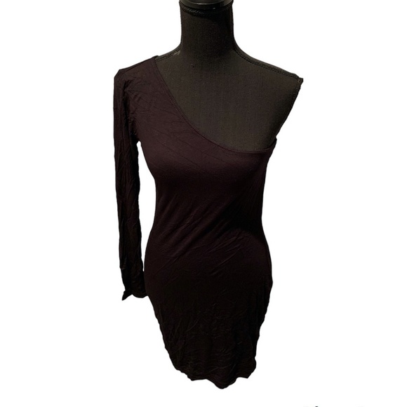 Pretty Little Things One Shoulder Long Sleeve Bodycon Dress Black size 8 NWT - Picture 1 of 5